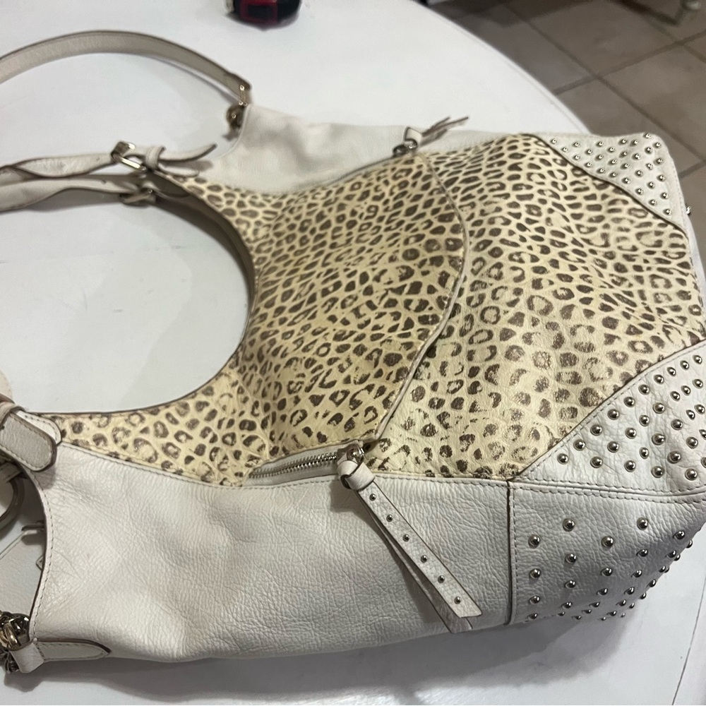 OH By Jay Gryson Large White Leopard Print Shoulder Bag - Picture 5 of 13